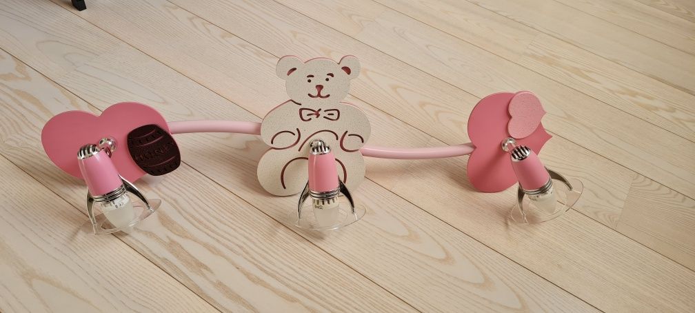 Lampa do pokoju dziecięcego dla dziewczynki