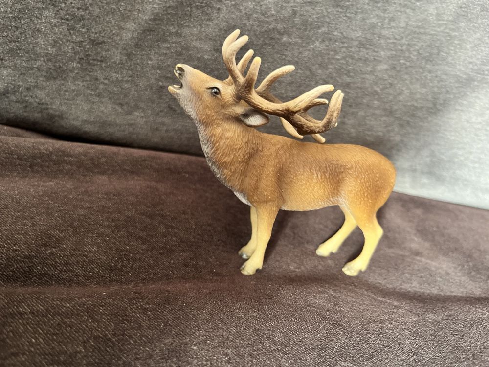 Schleich , ryczący jeleń , jeleń szlachetny , 14647
