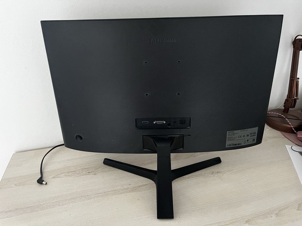 Monitor Samsung C24F396FHR