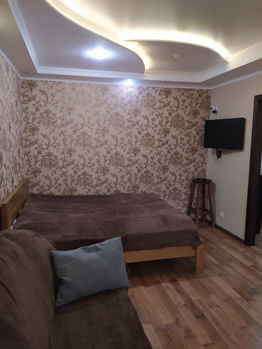 Подобово ! Однокімнатна квартира центр