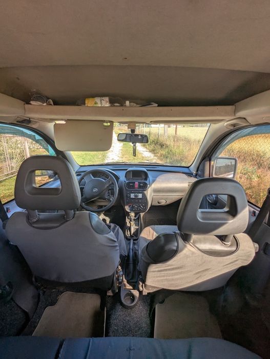 Opel Combo 2006р. 1.3 дизель  з кондиціонером  Терміново!