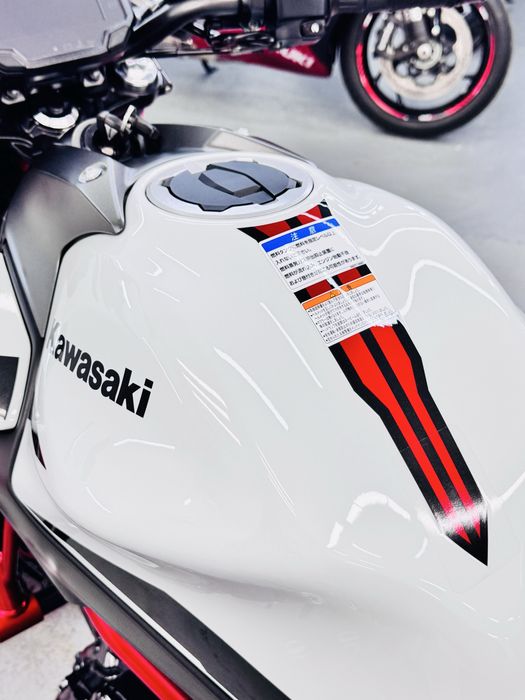 Мотоцикл Kawasaki Z650 2022 рік в оригіналі з Японії