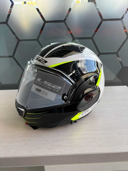Kask motocyklowy LS2 VALIANT II Czarno-biały