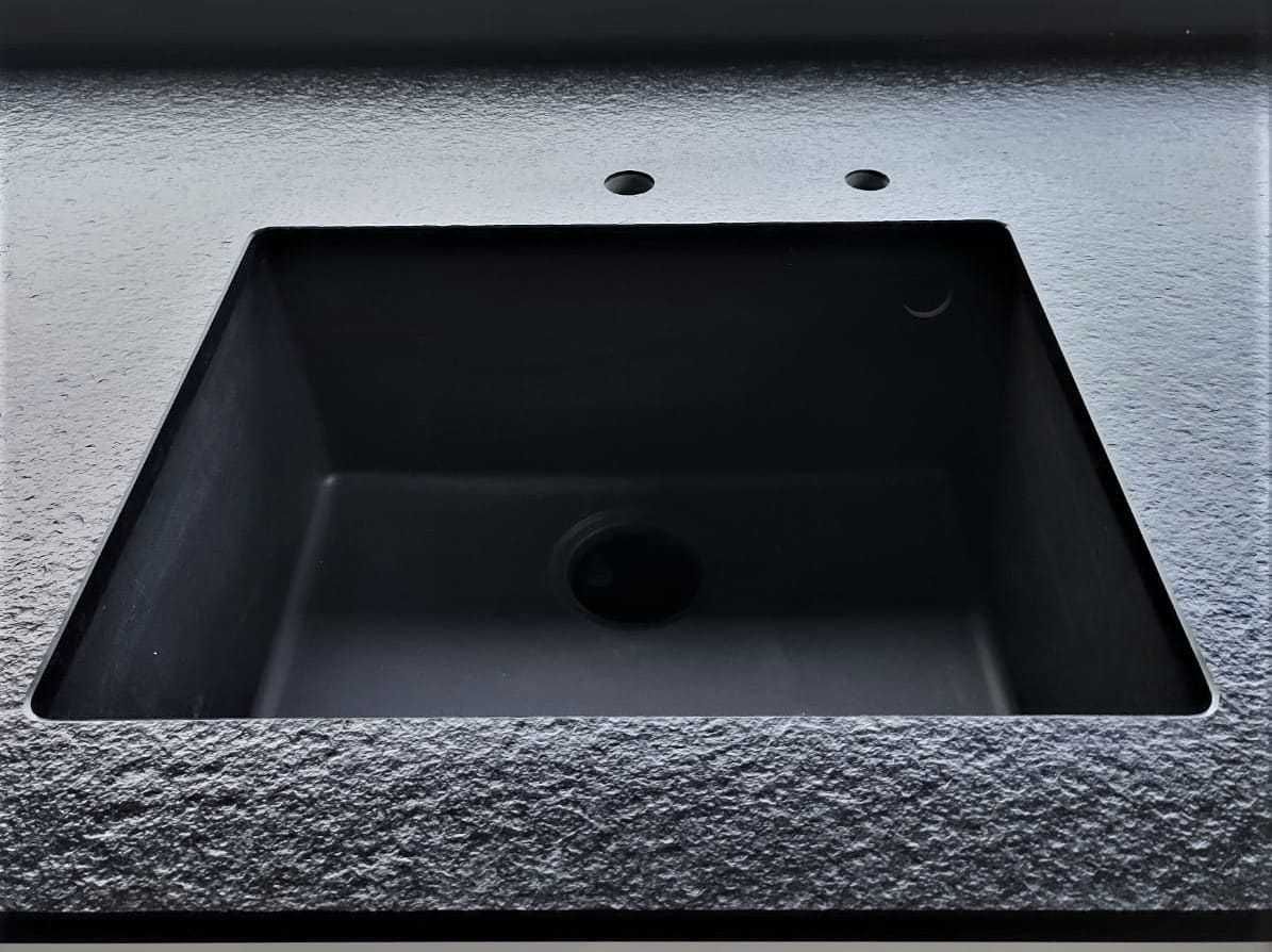 BLAT CZARNY GRANIT, Nero Assoluto antyk, szczotkowany, blaty GRANITOWE