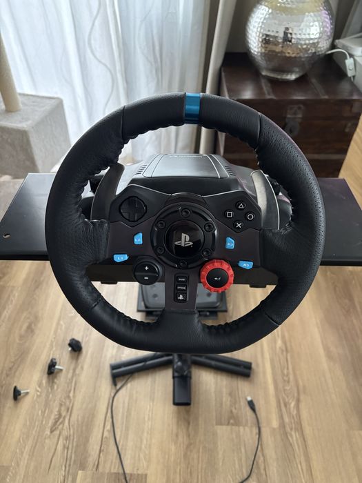 Volante Logitech g29 + suporte