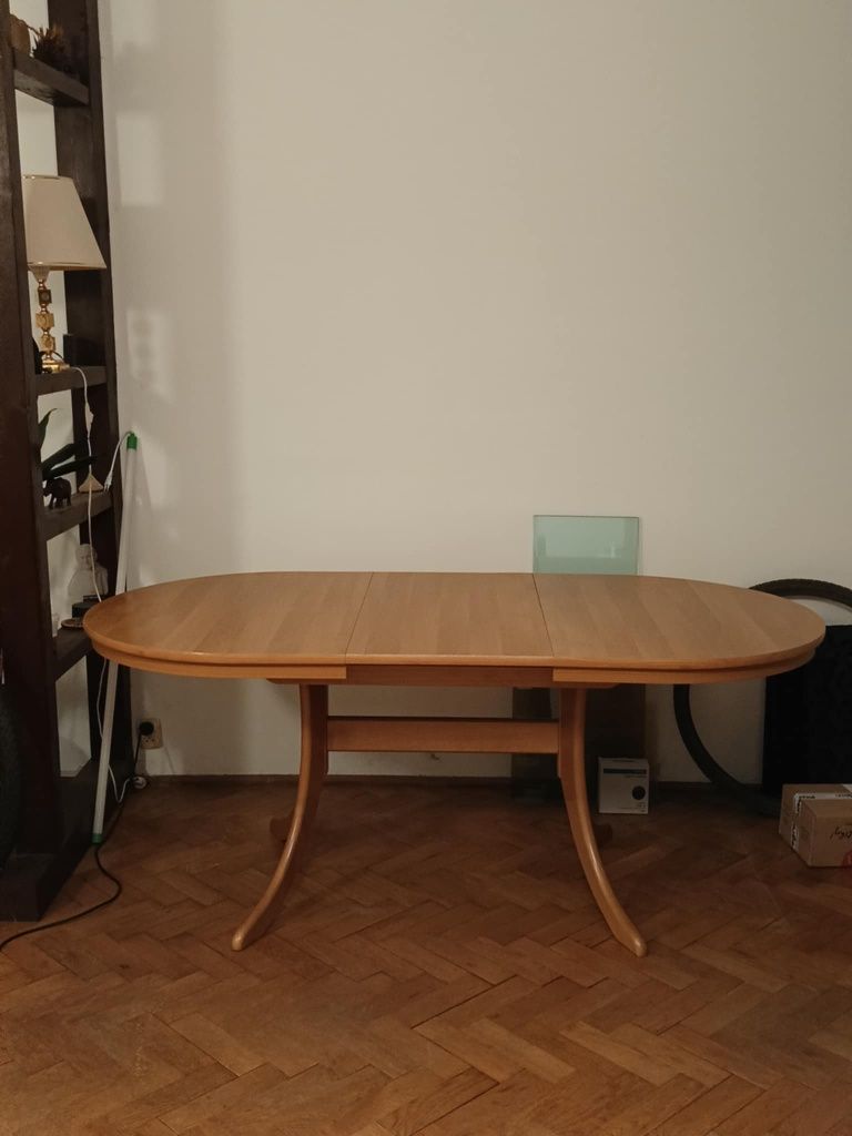 Duży stół rozkladany