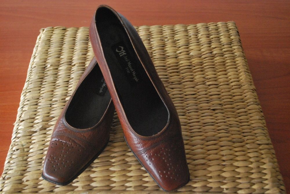 Sapatos Senhora Pele marca "Sorriso" José Manuel Morgado - Foz Douro