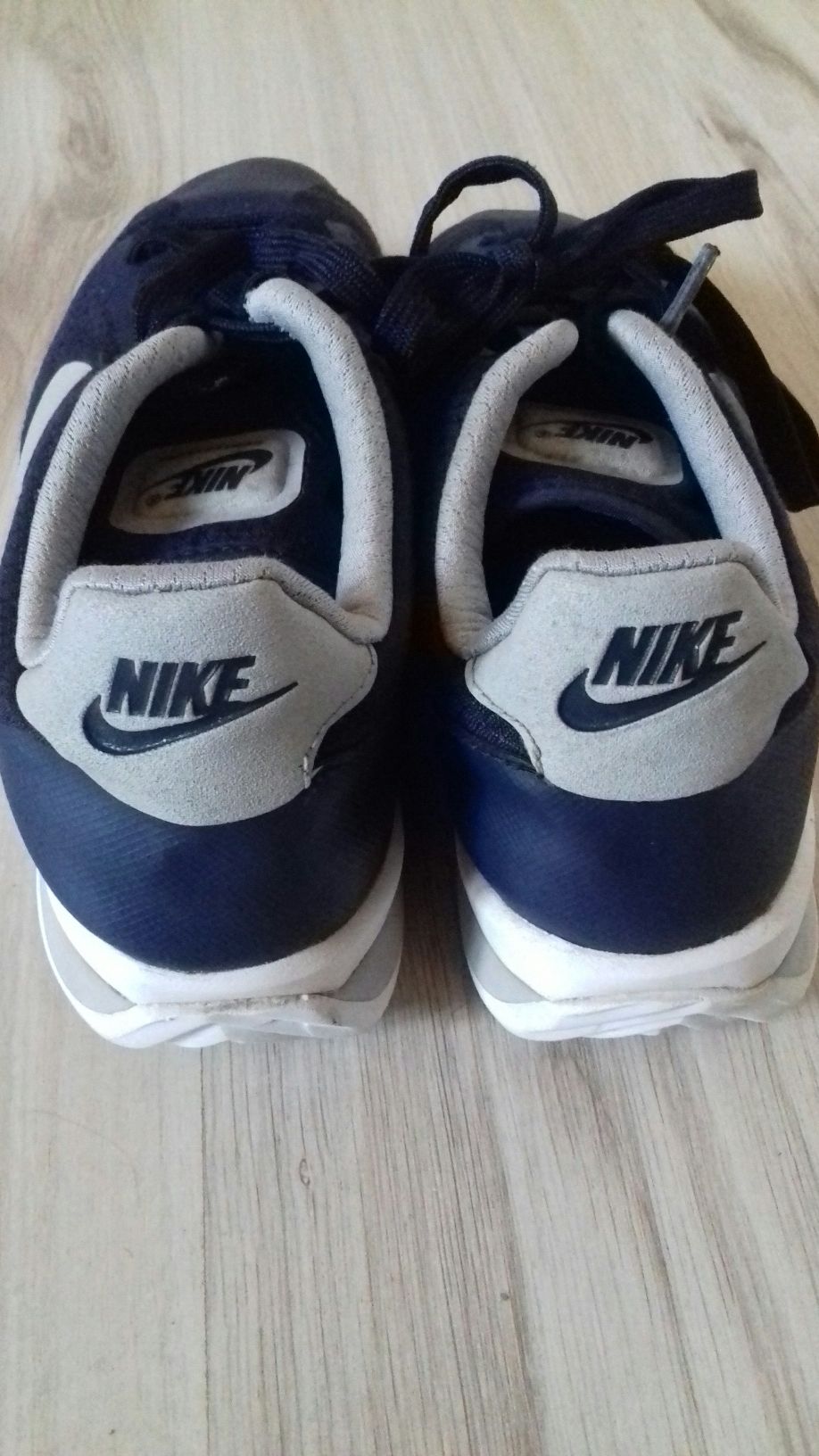 Nike rozmiar 40 dl wkładki 25 cm