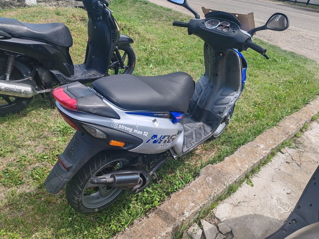 Piaggio NRG скутер в доброму