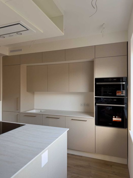 Meble na wymiar – kuchnie, szafy, łazienki