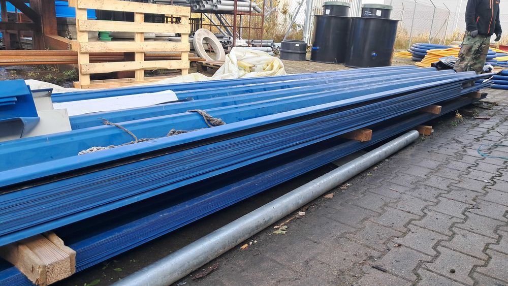 Sprzedam blachę trapezową z demontażu.