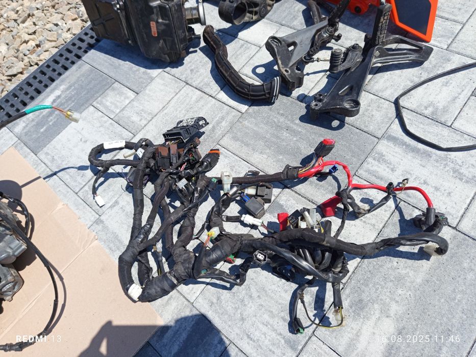 Silnik KTM Duke RC 125 Husqvarna svartpilen 125 swap 125 senda rieju