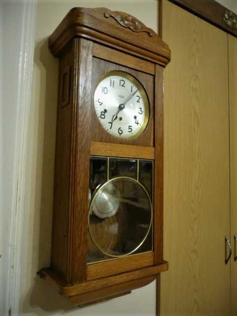 Piękny, duży zegar kwadransowy Kienzle, sprawny, 3xsygnowany, po renow