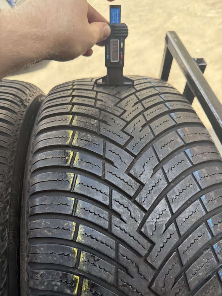 Шины БУ 235 55 R 19 Pirelli Scorpion all season SF2 комплект всесезон