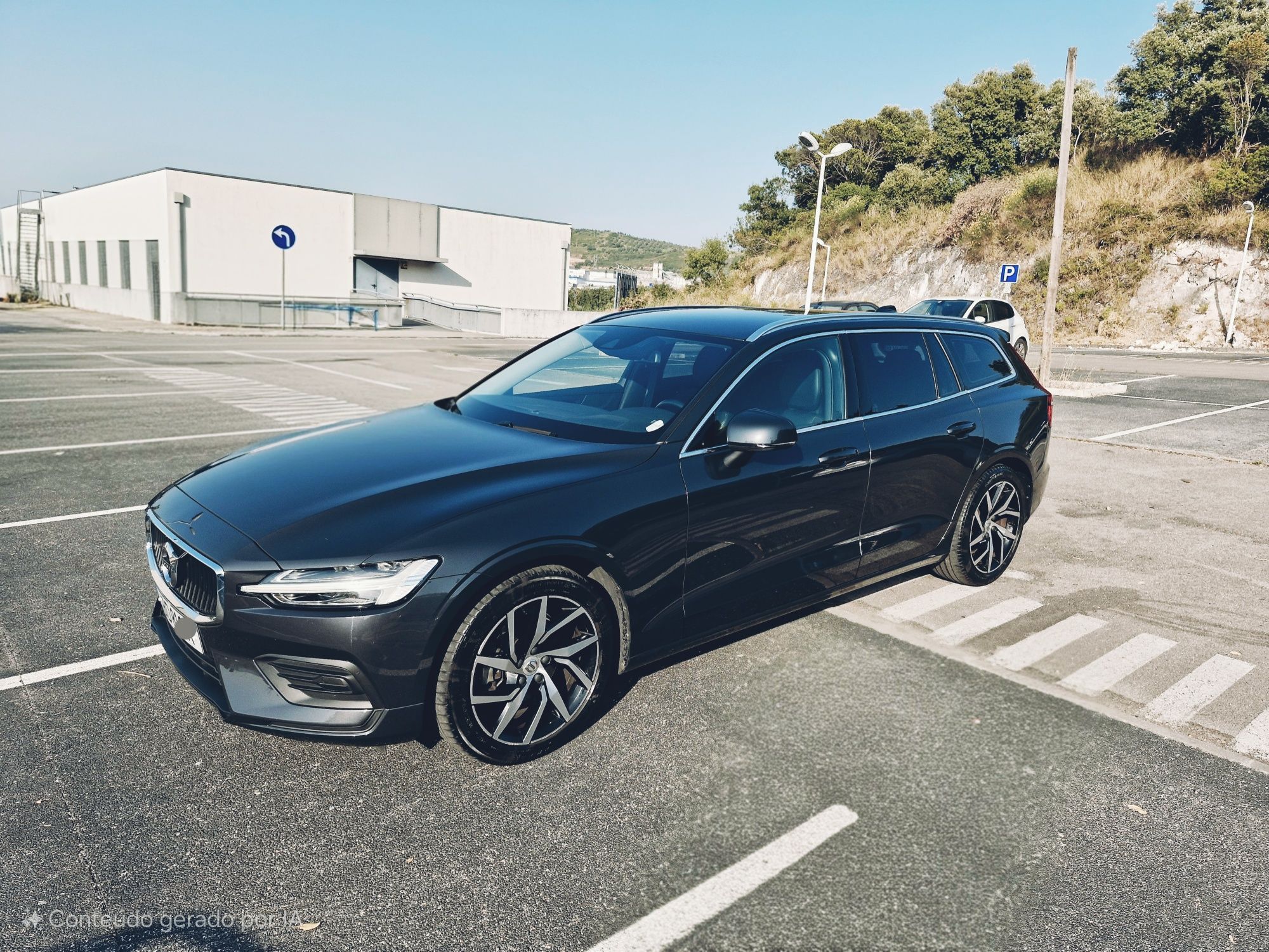 VOLVO V60 D4 2019