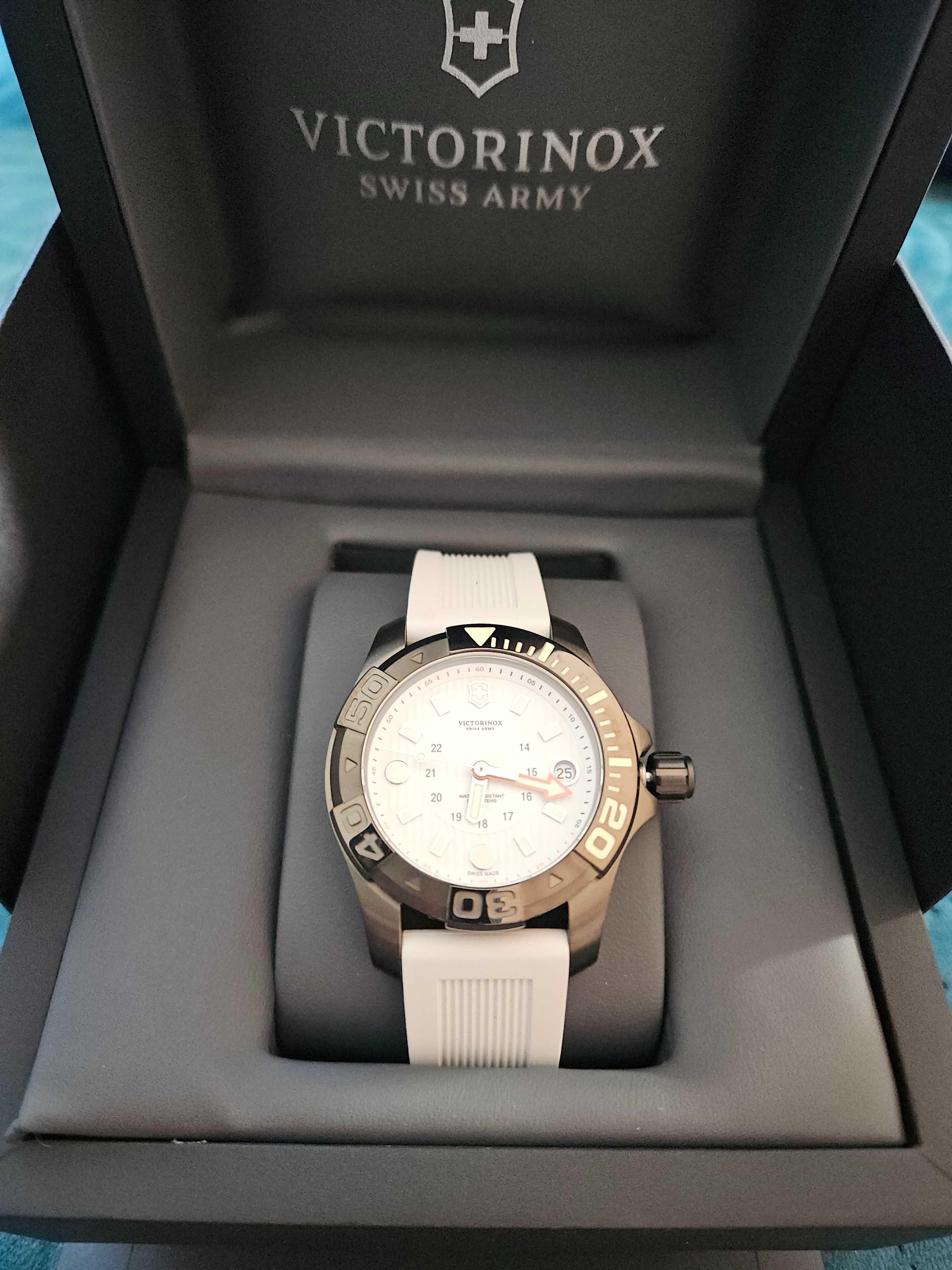 Victorinox Swiss Army Dive Master 500 Ref. 241556