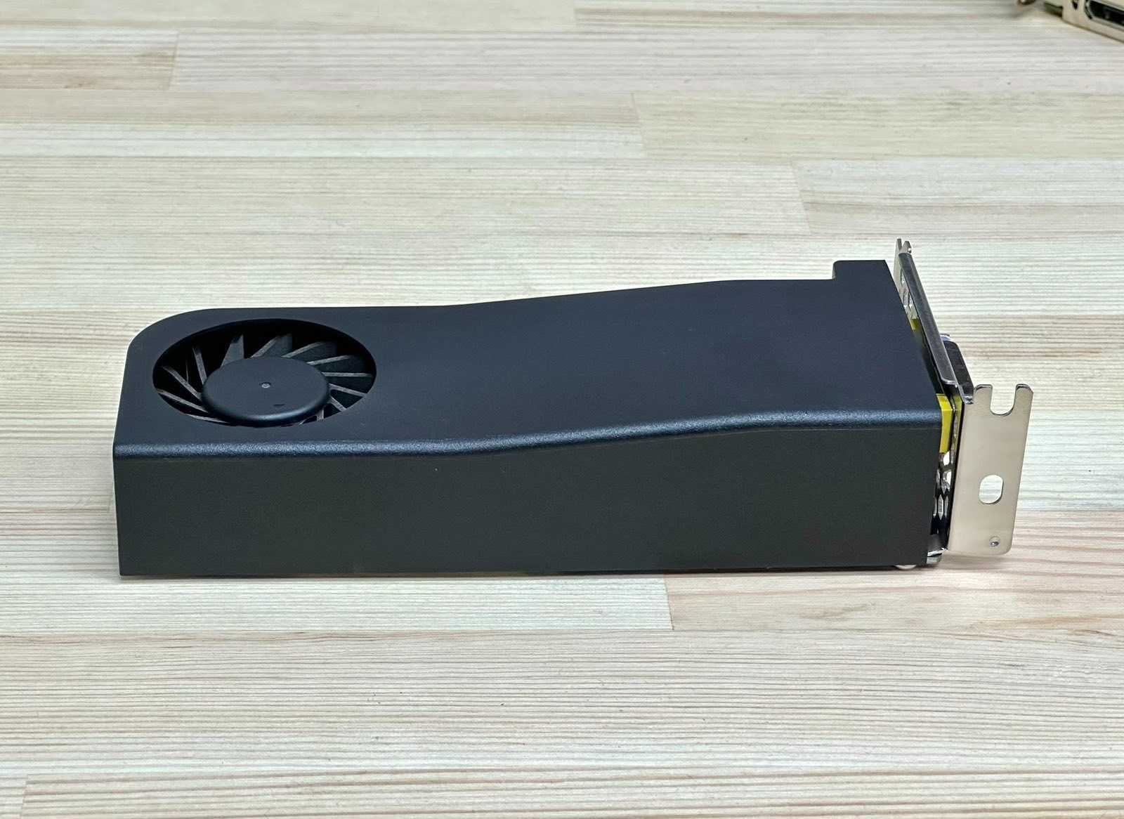 Низькопрофільна відеокарта Geforce GTX745 2Gb