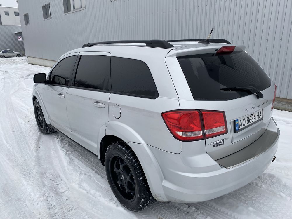 Dodge Journey 2.4  2011 рік