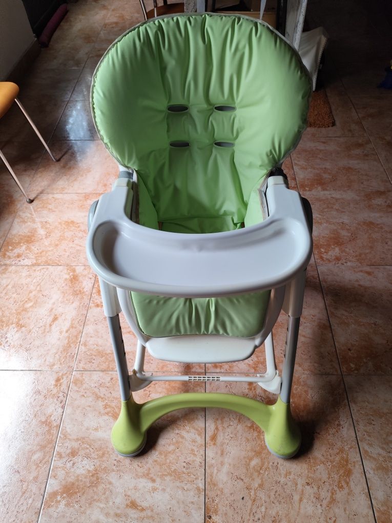 Cadeira refeição bebé