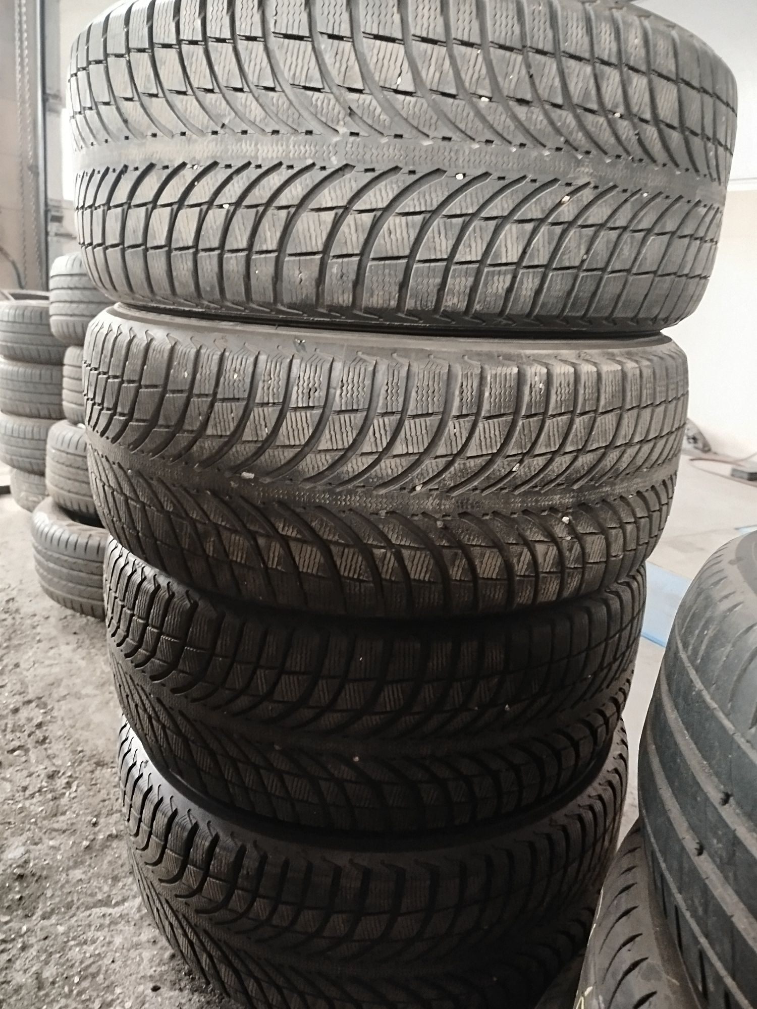 Opony Michelin M+S 255/55/18 bdb