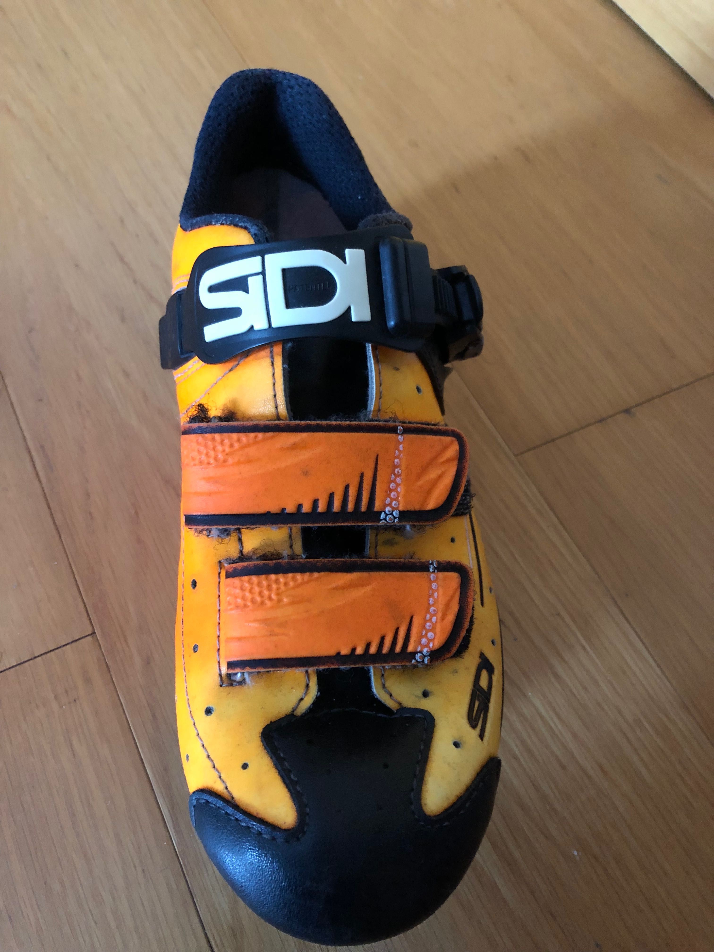 Sapato Sidi Level Orange Fluo Black