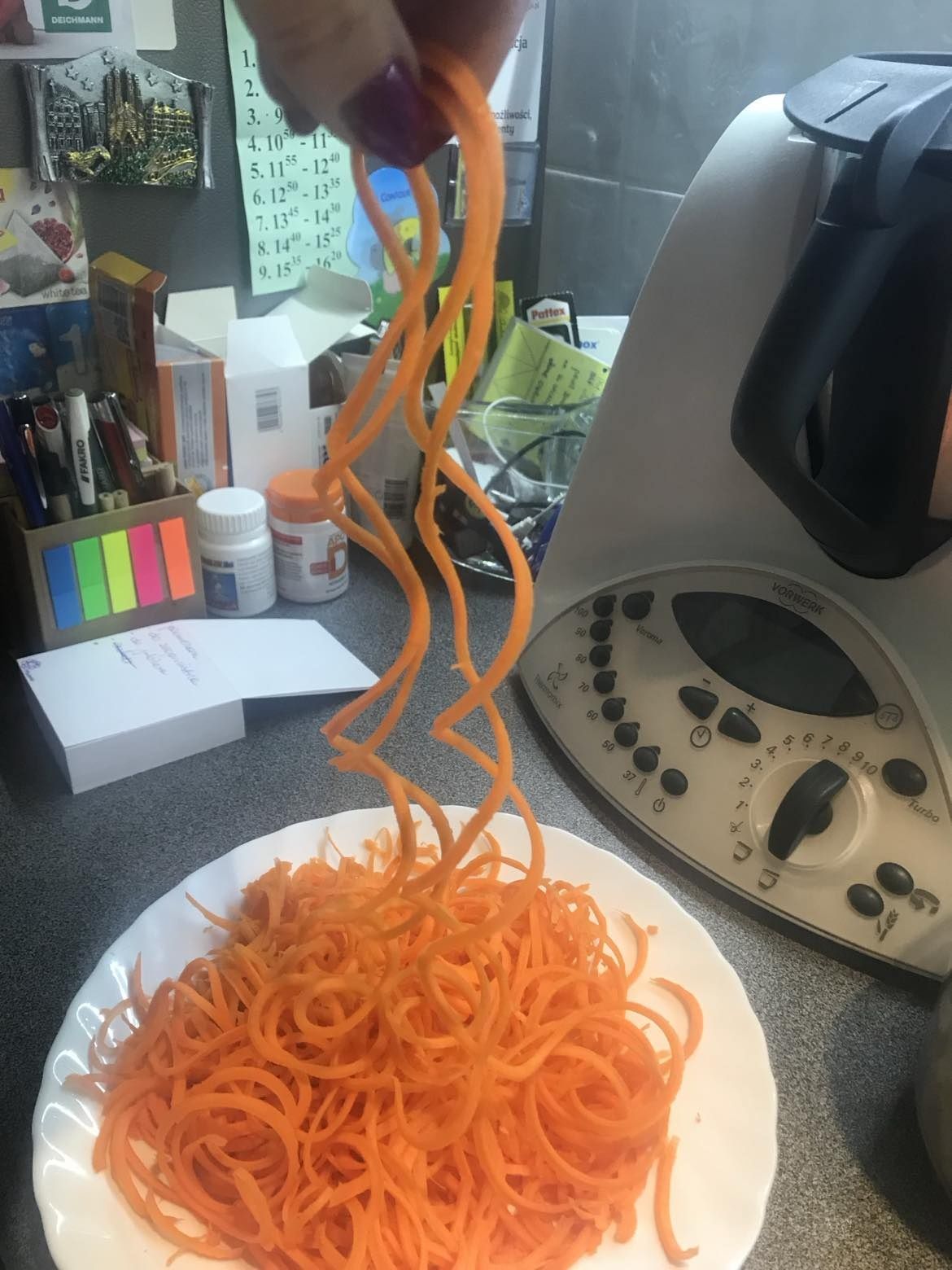 Tarka elektryczna do warzywnego spaghetti