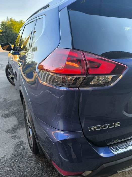 Продам Nissan Rogue