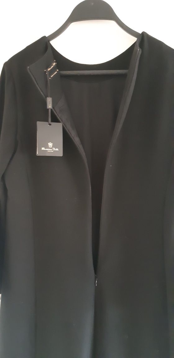 Vestido preto novo com etiqueta Massimo Dutti.