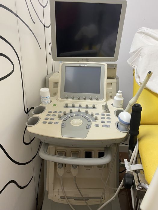 ecografo preparado para ginecologia/obste com impressora e ecram tv