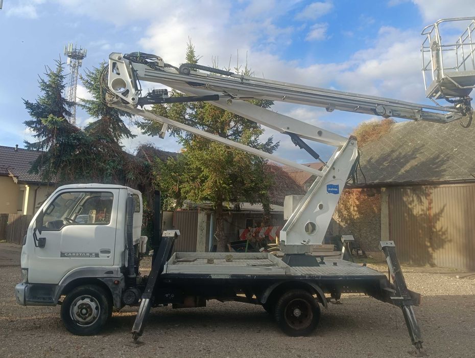 Podnośnik koszowy Nissan Cabstar 21m