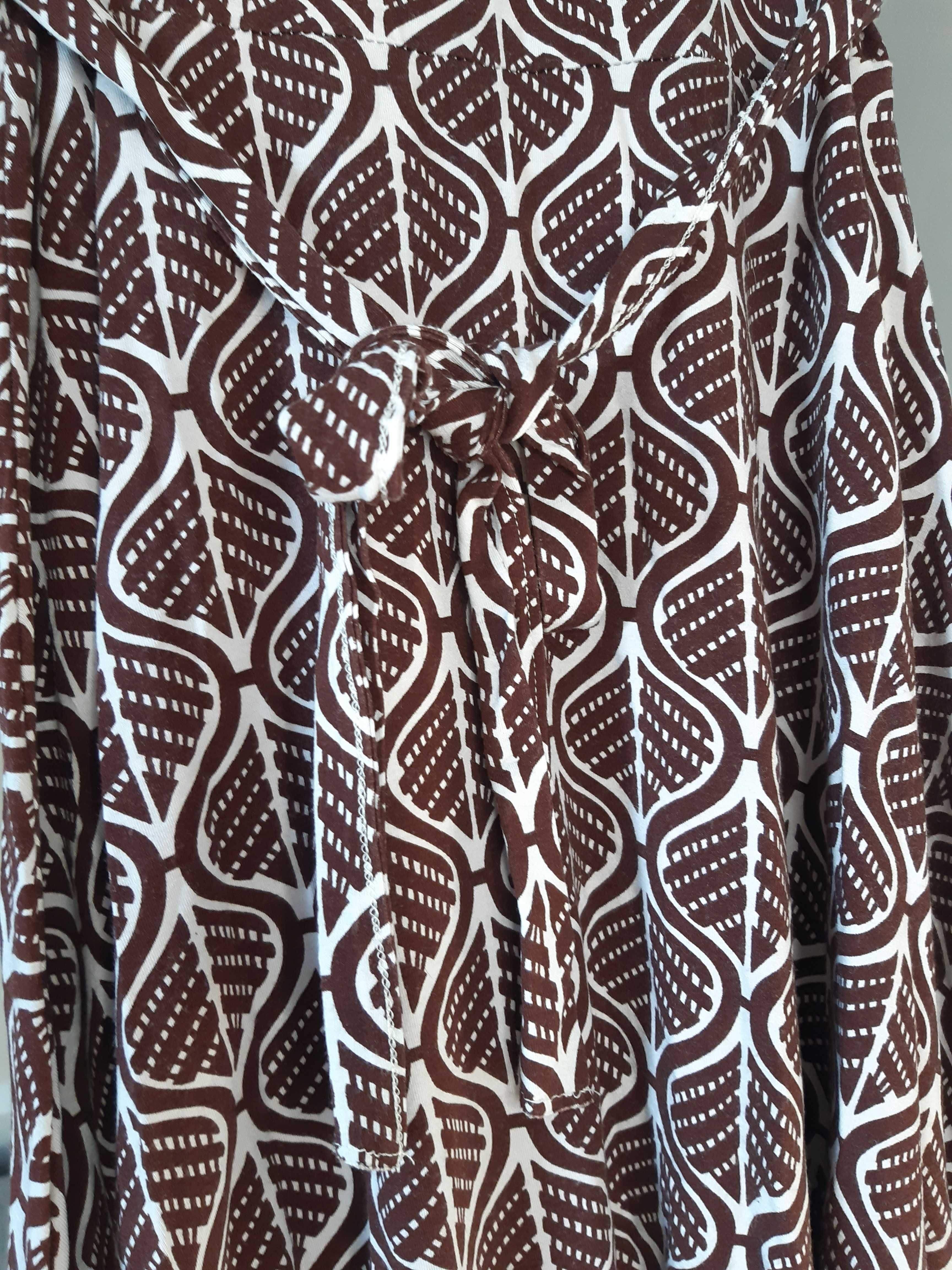 krótka midi brązowa wzorzysta sukienka kolory ziemi wiskozowa M