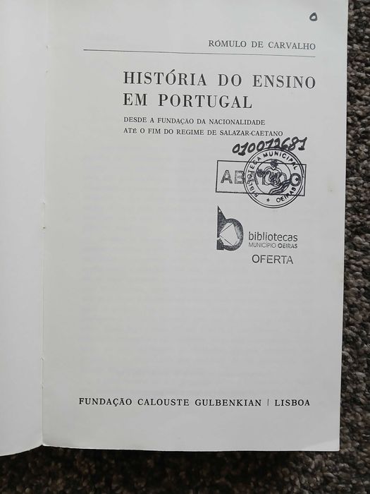 Livro História do Ensino em Portugal - duas edições
