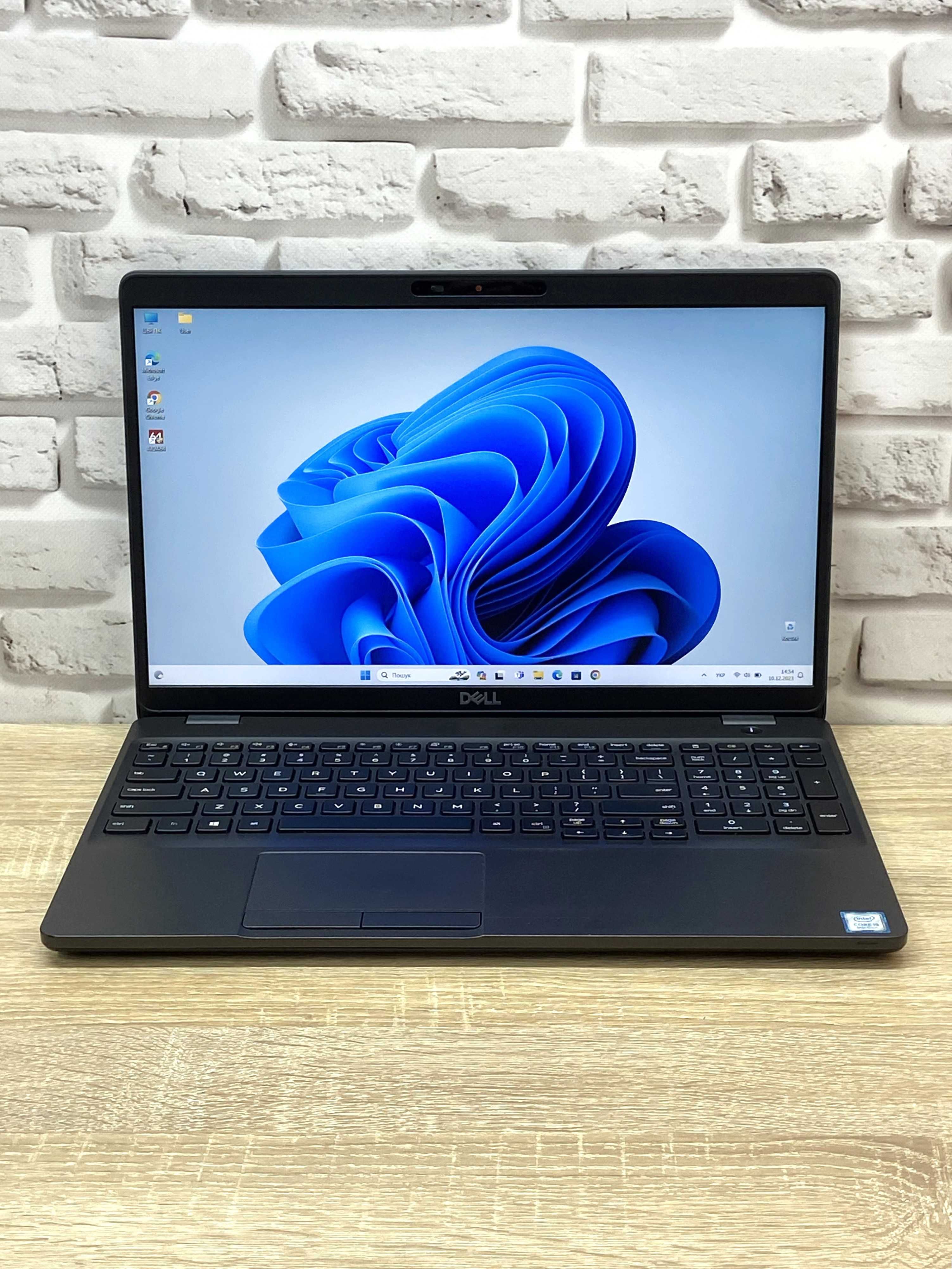 Dell Latitude 5500|i5-8265U|ram 16GB|ssd m2 256gb|HD 620|IPS/Touch