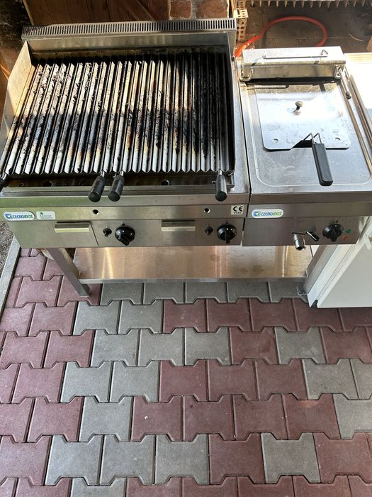 Grill gazowy gastronomiczny