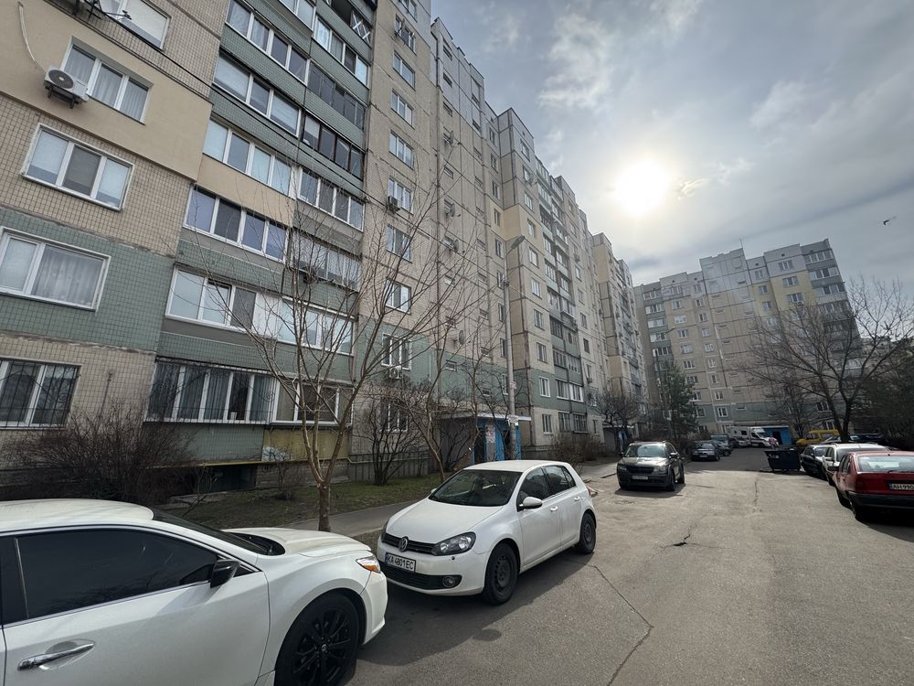 Продаж 2к квартири, Закревського 89, без %.
