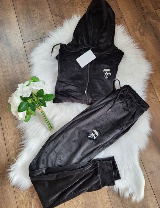 Karl Lagerfeld dres welurowy premium S najtaniej