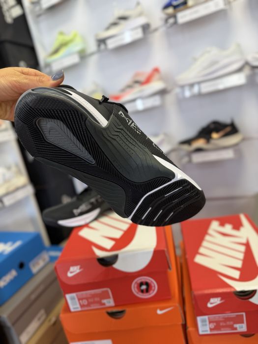 Оригінальні чоловічі кросівки Nike Metcon 9 DO9327-001