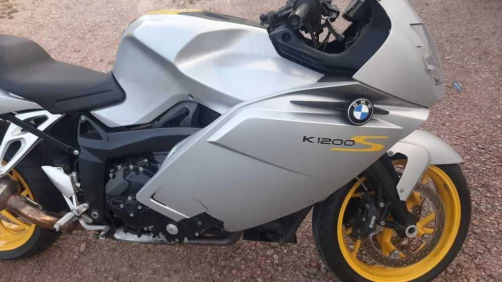 BMW 1200S Rok 2008