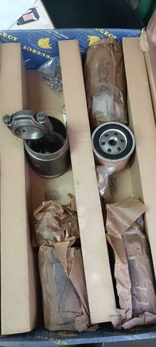 Conjunto camisas e pistões, filtro oleo Peugeot 304 diesel