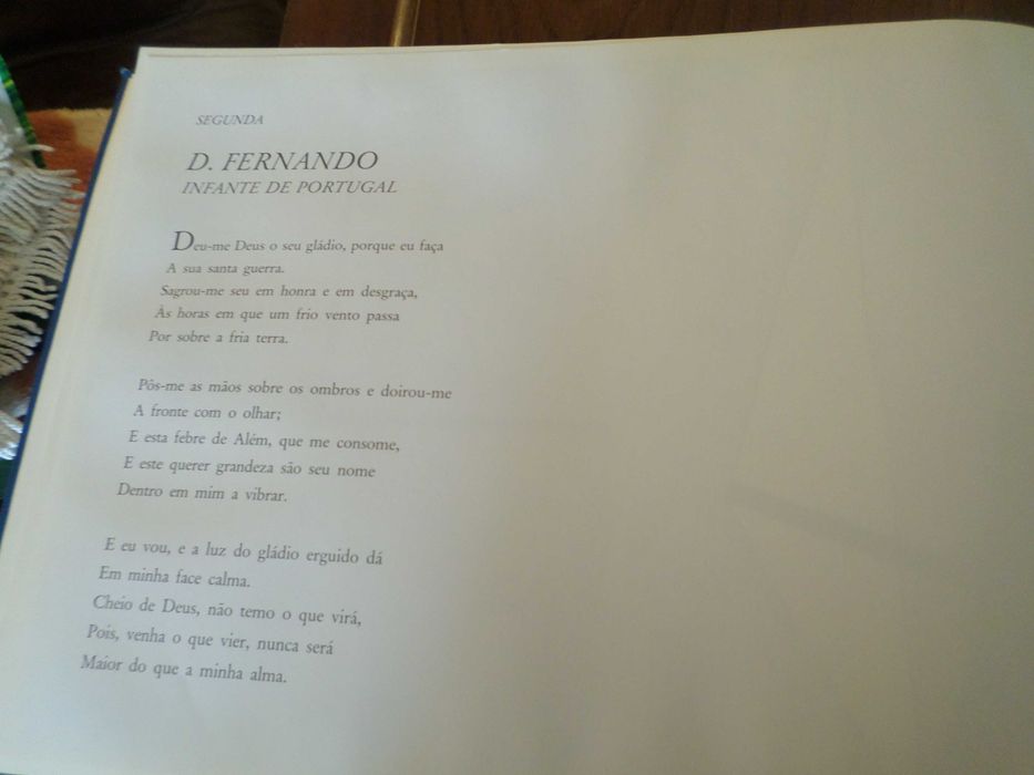 Mensagem - Fernando Pessoa ( 1988)