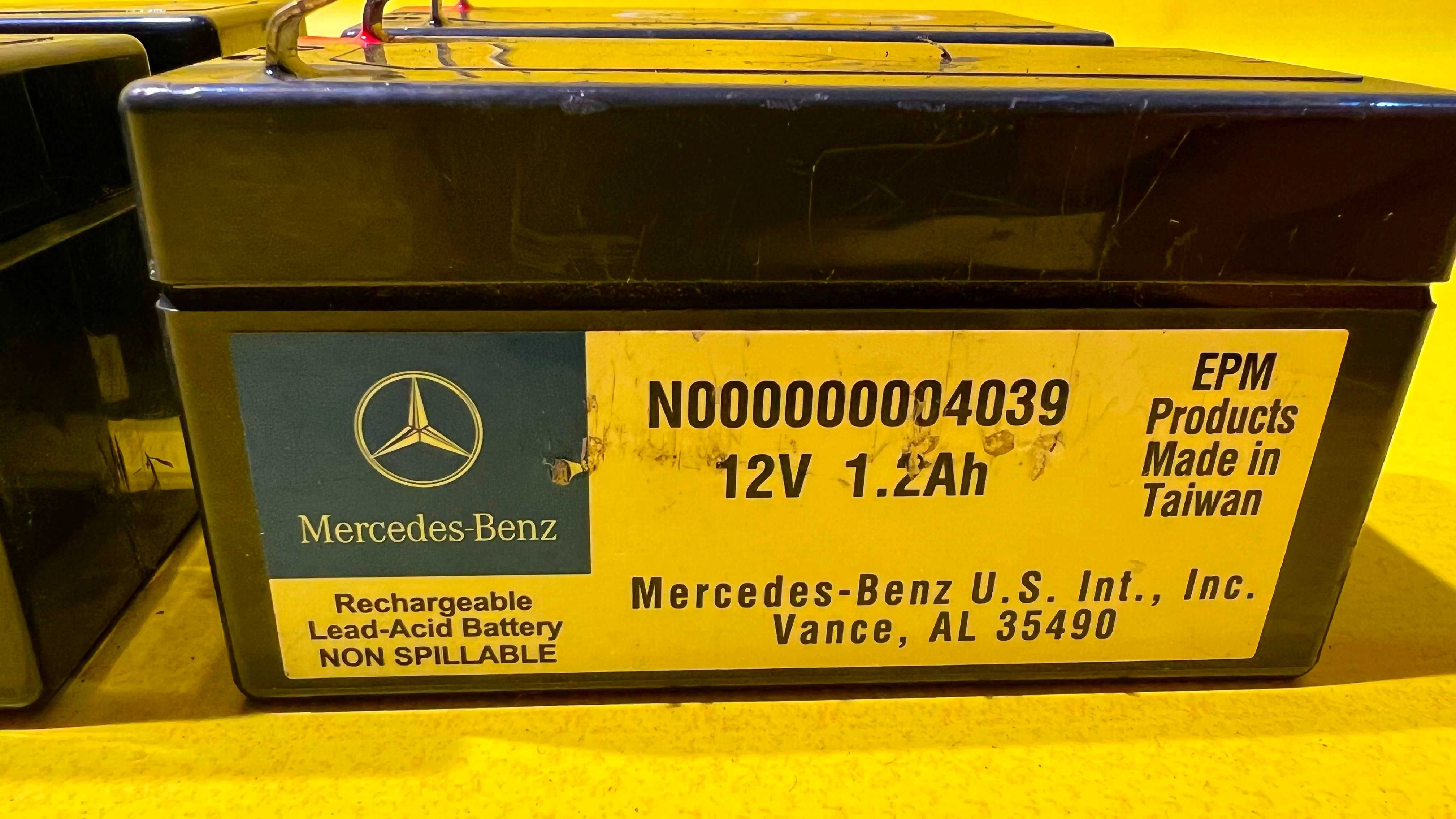 Дополнительный аккумулятор Mercedes резервный акумулятор ML Gl батарея