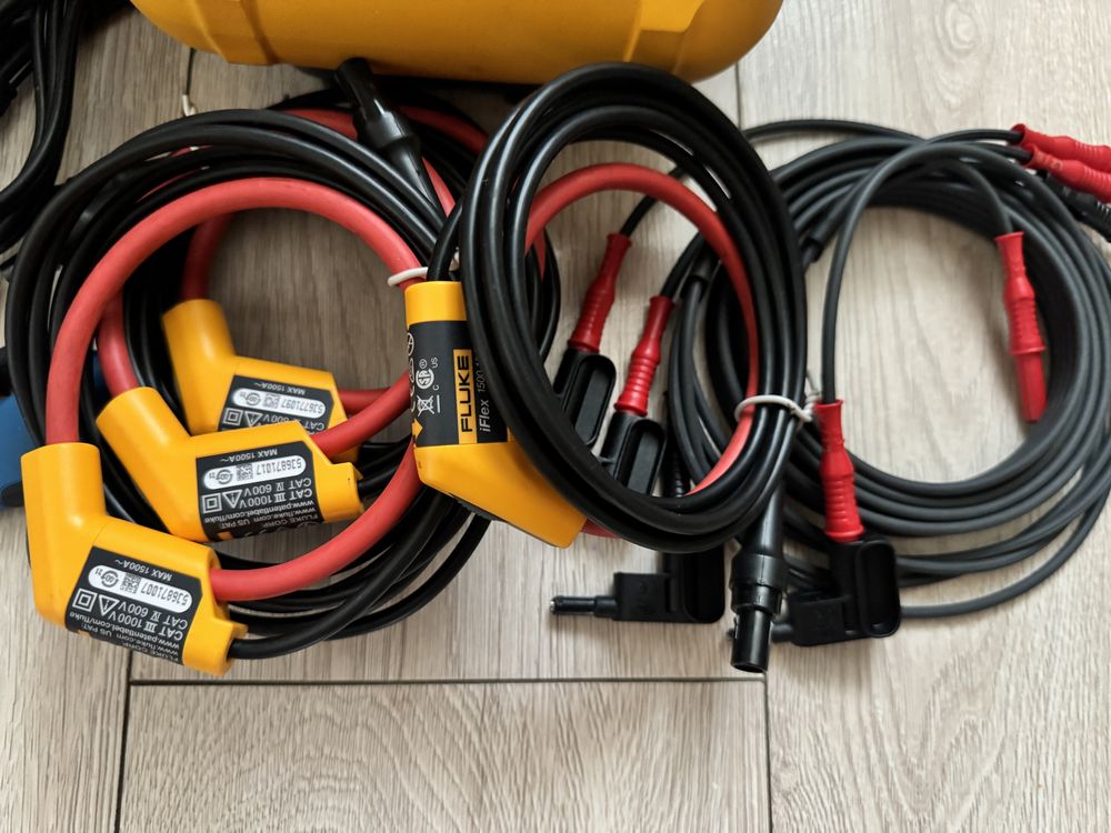 FLUKE 1736 анализатор электроэнергии