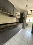 Apartamento T1+1 junto ao Arrábida Shopping e à futura linha de met...