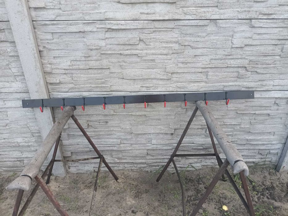 Wieszak  150 cm na ubrania itp. do Ogrodu/ warsztatu