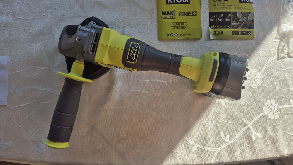 Zestaw Szlifierka Ryobi + Akumulator 4Ah + Ładowarka
