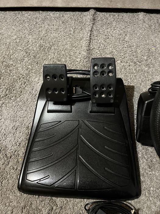 Kierownica Logitech Driving Force GT