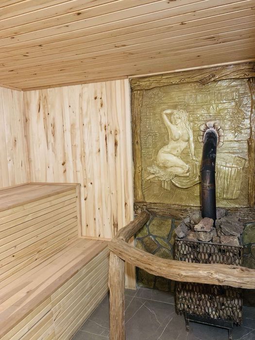 Українська банька на дровах