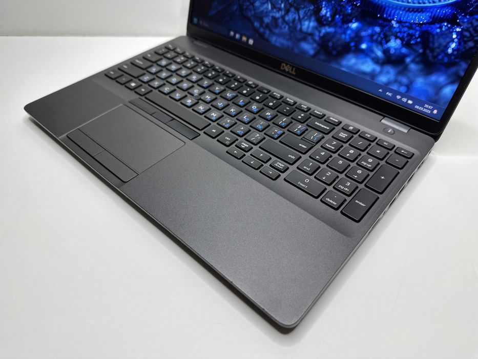 Ноутбук Dell Latitude 5500, Core i5-8265U, 16Gb, SSD 256Gb, FHD IPS