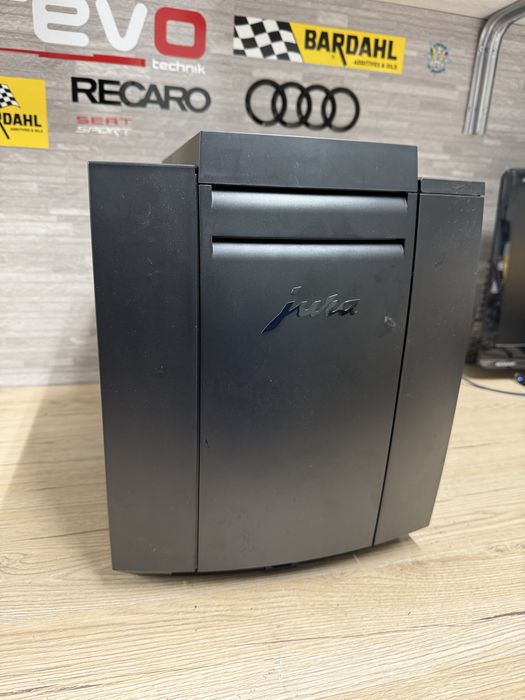 Єлітна Кавоварка Jura S808 piano black чорний глянець