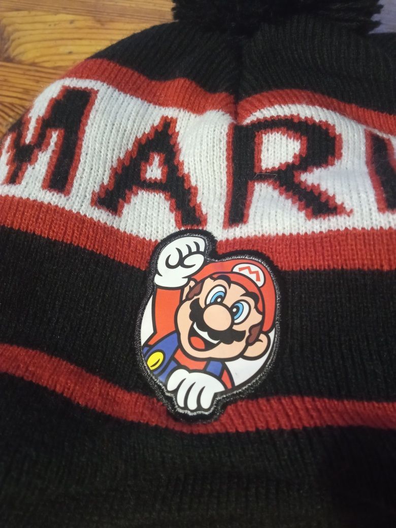 Czapka super Mario bardzo dobry stan elegancka